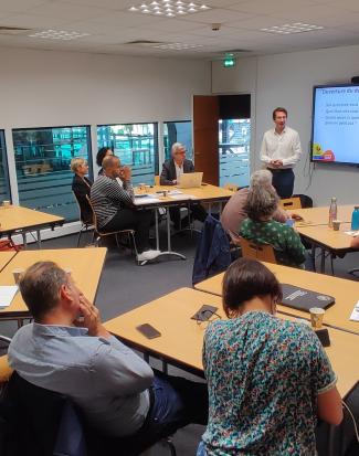 Les pratiques organisationnelles, managériales et inter-organisationnelles au cœur du débat dans le dernier atelier RH du réseau.