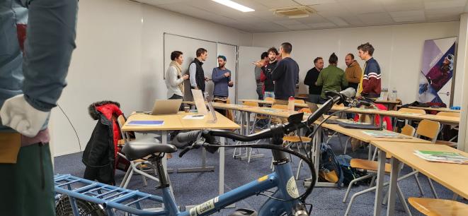 vélo VAE cyclologistique